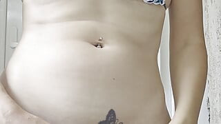Crazy girl Ana Liz tortures her pussy with tweezers