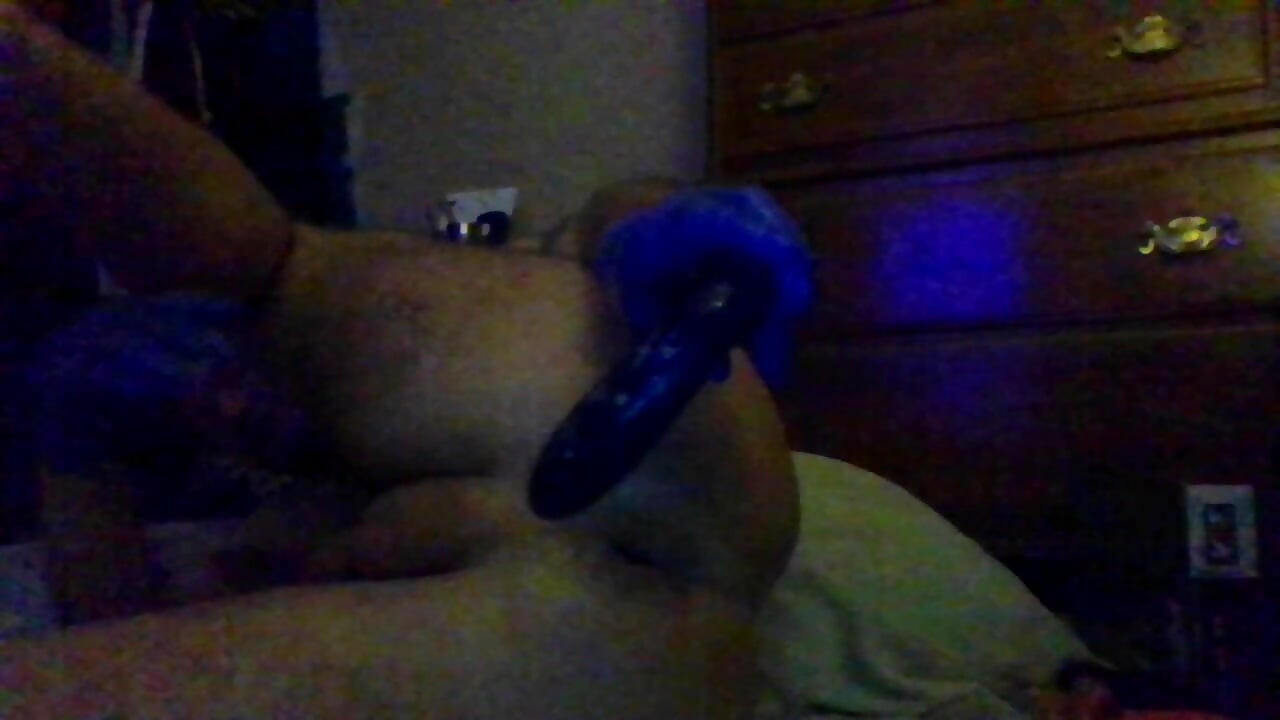 Calentando mi culo jugoso LOL