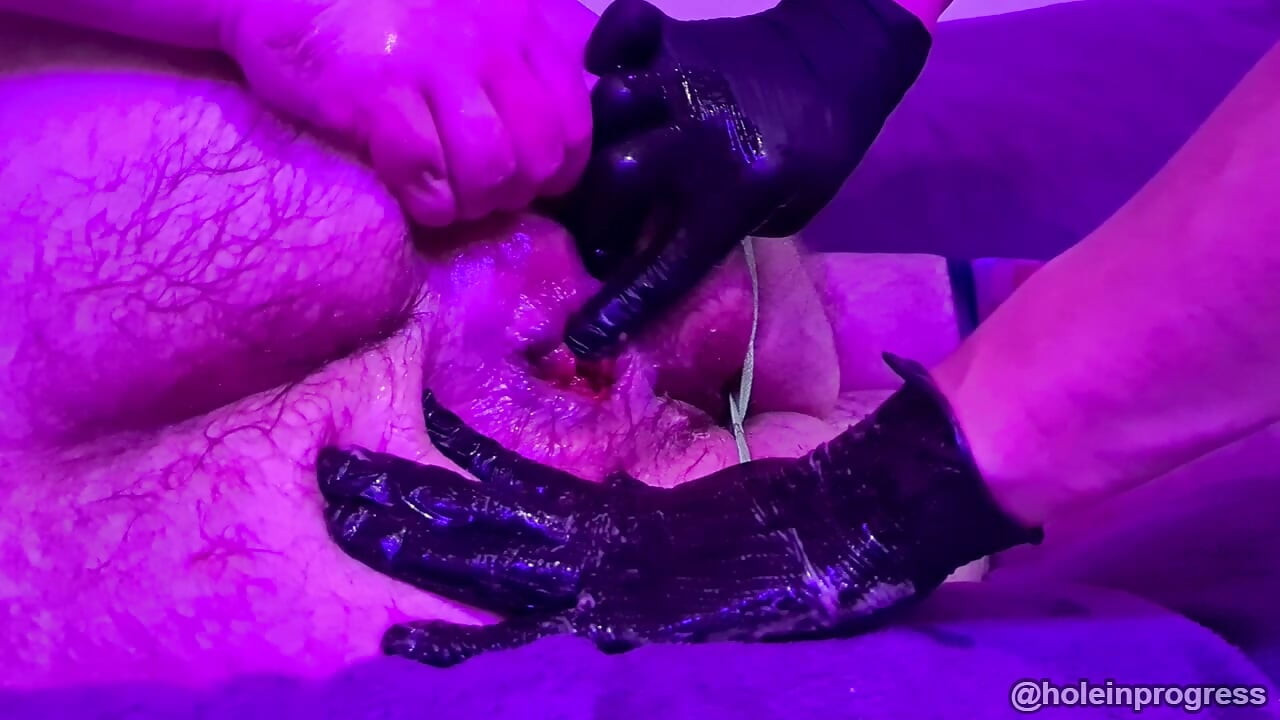 hilting the octopus dildo and anally fisted