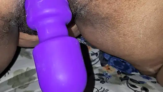 Bhabhi Get Massage in Pussy