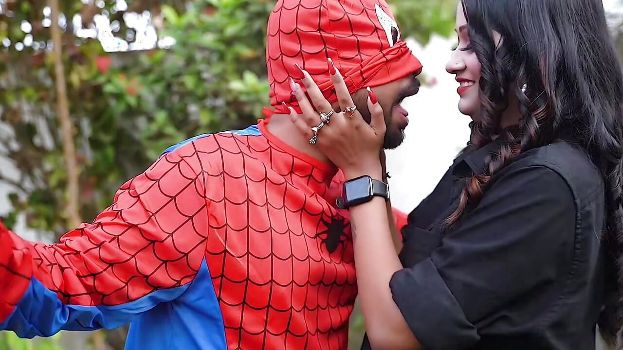 Spider man ne star sudipa ko chod chod ke chut faar diya