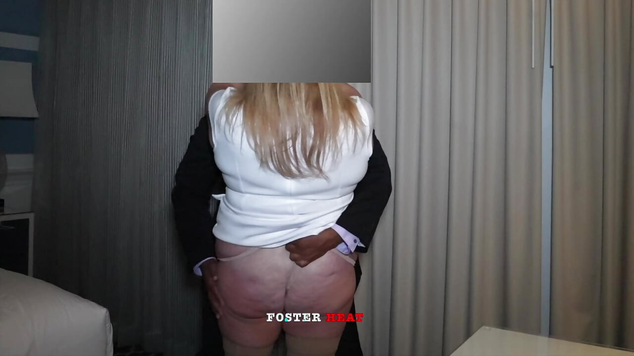 教會角色扮演 - 教會女士薇薇安修女回來與骯髒的執事進行第二次治療