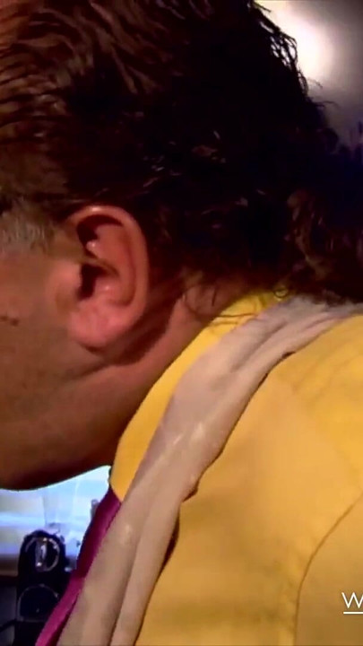 Jaw-dropping moment from "OPA FICKT SEINE STIEFENKELIN"