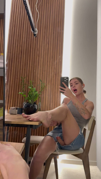 Secretly jerking off my trans dick