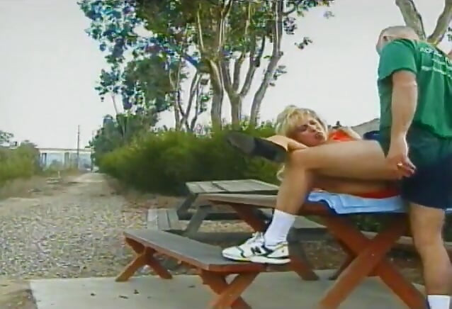 Horny old man nails blonde MILF in a picnic site