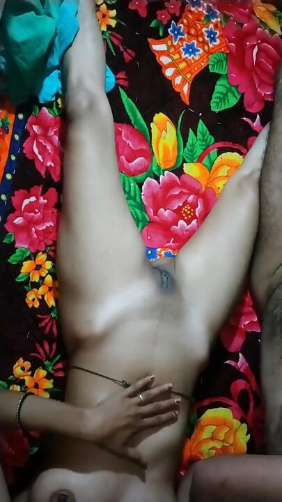 Desi Indian Bhabhi Boss with XXX Videos
