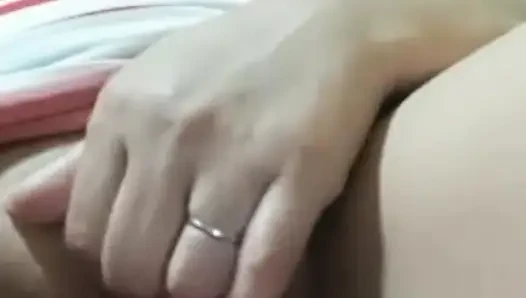 Kami membuat panggilan seks video untuk kesenangan.