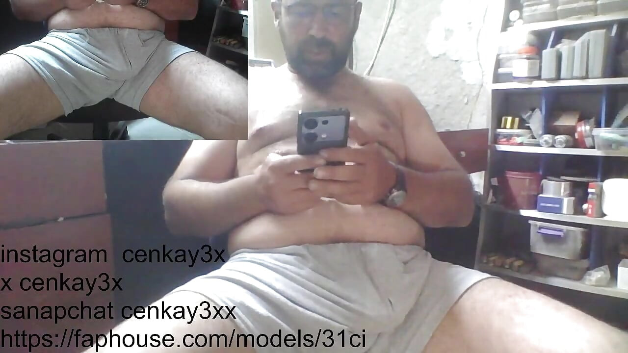 Masculine Daddy Live Broadcast