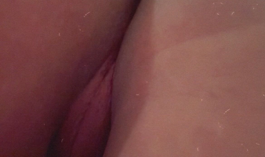 😌who would love to eat this pussy