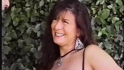 Muscle guy and sexy milf pussy licking pussy fucking