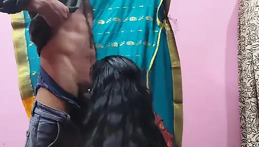 Bhavana Aunty Likes Me. I Am Interested in Romance and Hot Sex with Her