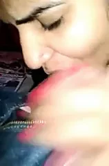 Desi panas menghisap hindi