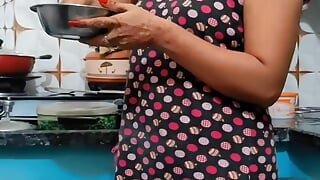 فتاة مراهقة من قرية ديسي المحلية في الهواء الطلق فيديو xxx ، فيديو جنسي لفتاة قرية هندية جميلة في الهواء الطلق