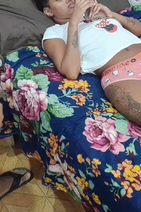 Stepdad Fucks Hot Stepdaughter Till Facial
