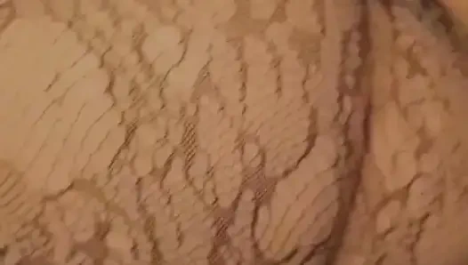 Götümü ve amımı sallıyorum