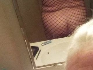 Pawg in fishnets