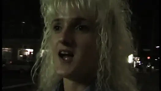 Aksi solo tante seksi rambut pirang jerman