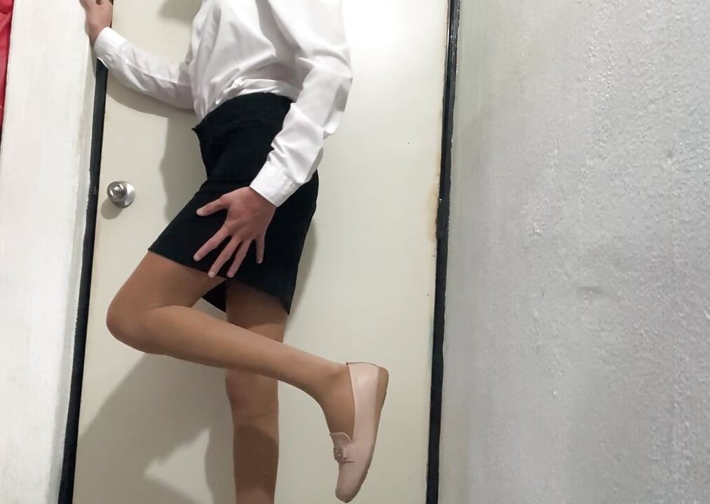Your trans secretary is horny