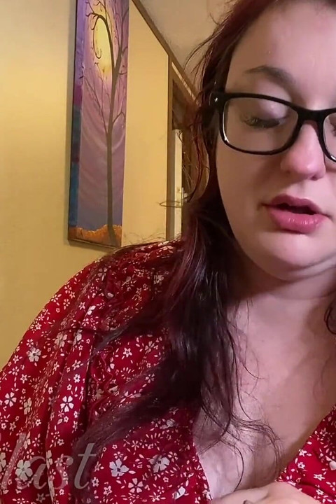 På nära håll voyeurism gulp, chug och burp! Bella Spränga