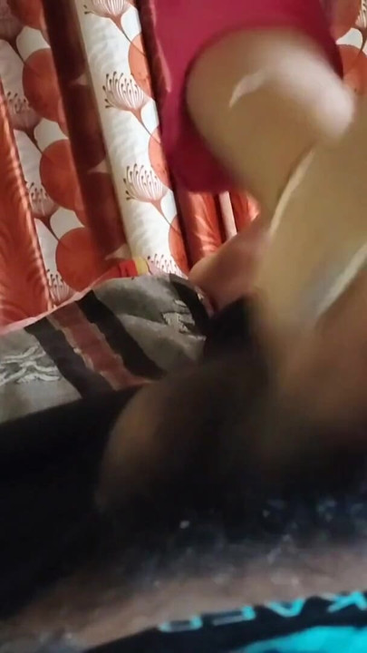 เมีย Desi อมควยและแตกในปากเธออย่างหนัก | คลิป 1