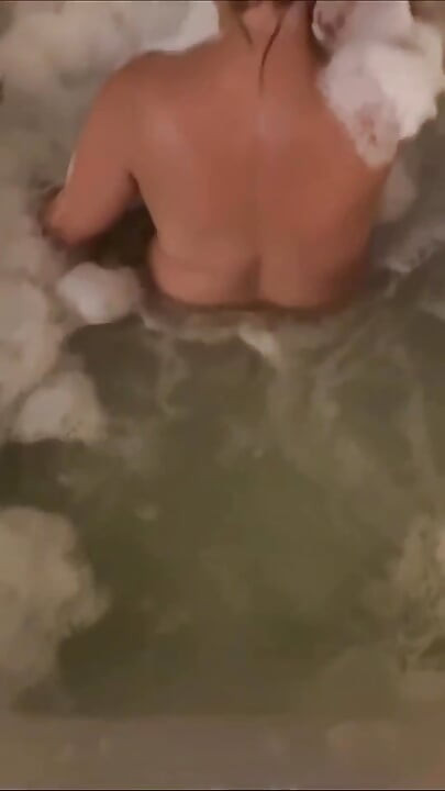 Δωμάτιο με τζακούζι