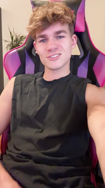 フィットなツインク 大量射精+シャワー