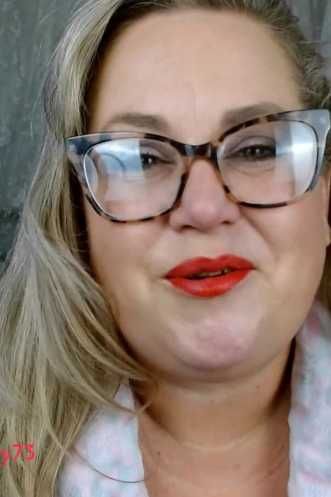 Video Call to Horny BBW Mature Stepmom