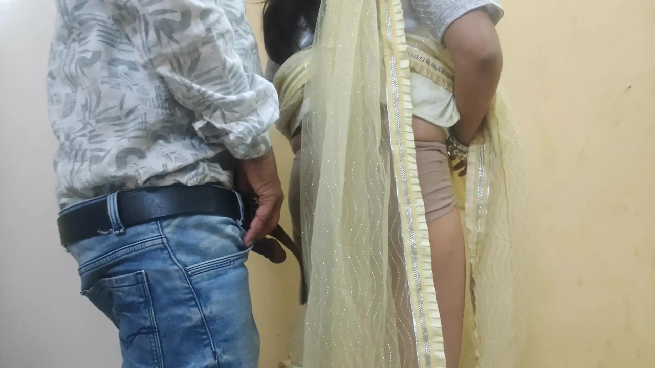 Bhabhi Ko Condom Laga Kar Choda