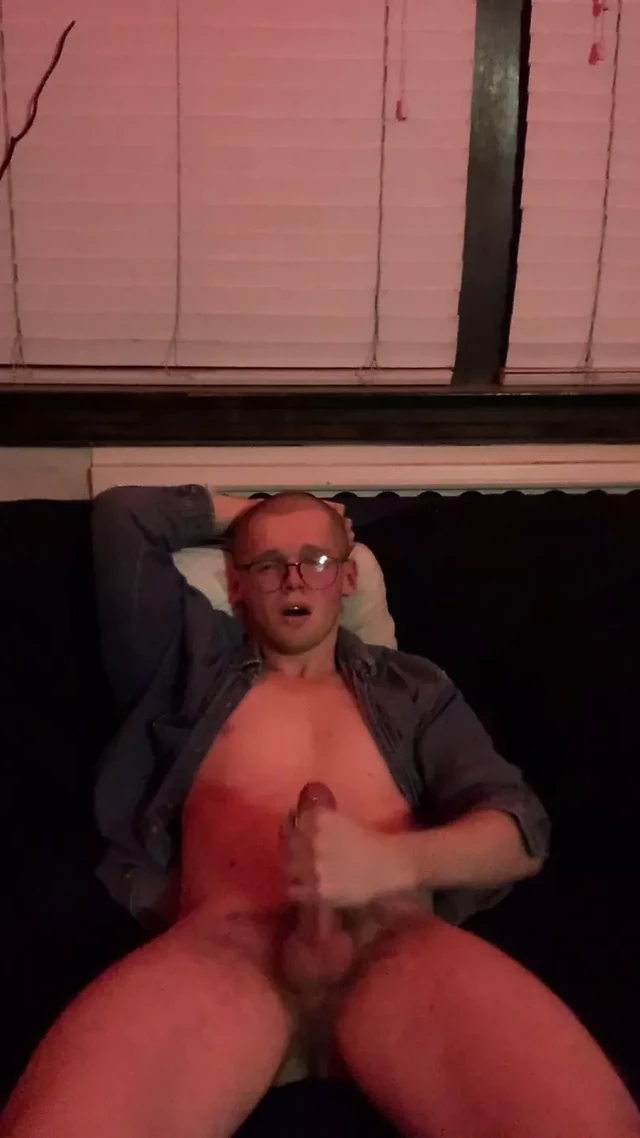 College Jock edge a big cock and finish himself with big cum