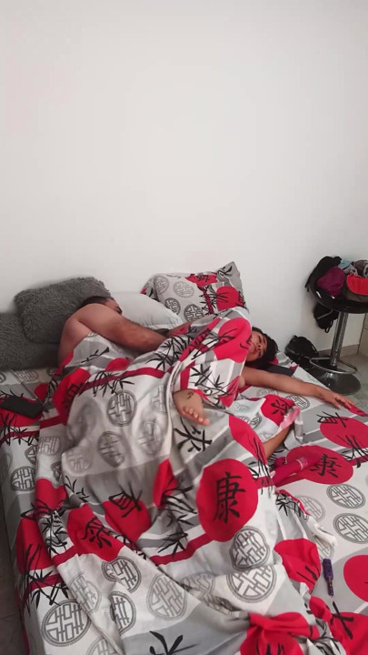 Horny stepdaughter can't stand it and asks her stepdad to fill her pussy | Clip 2
