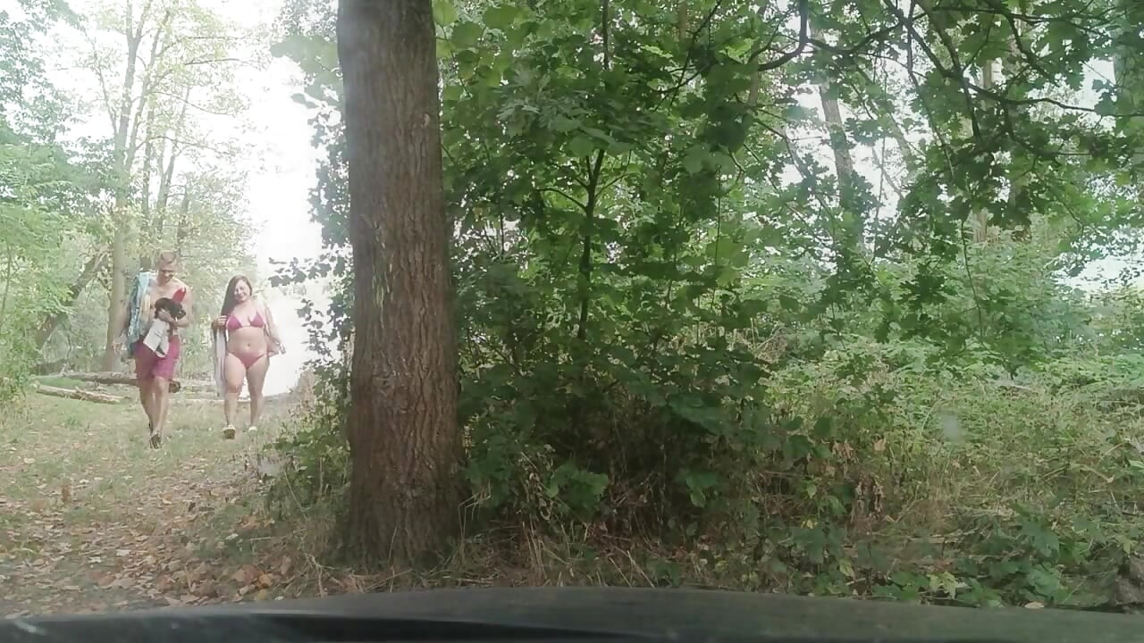 Uma câmera no carro.