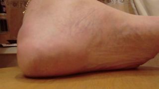 Unghie lunghe feticcio, unghie dei piedi