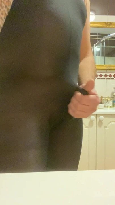 Masturbating in nylons