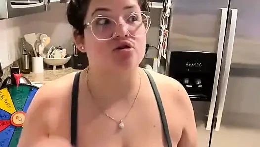 Dani Valentina ile canlı yayın
