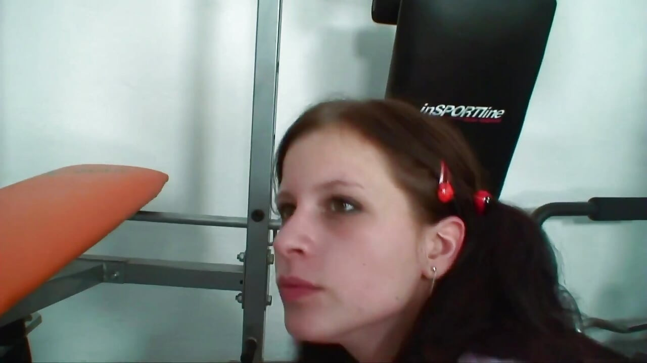 Cock craving gym slut with perfect body and natural tits is willing to get her wet pussy fucked