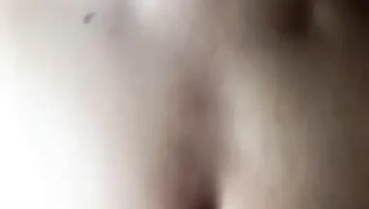 pinay use all her holes