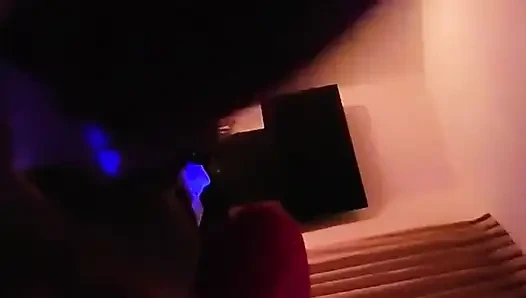 Cewek seksi dengan tenggorokan ini lagi asik ngentot tenggorokan - pov