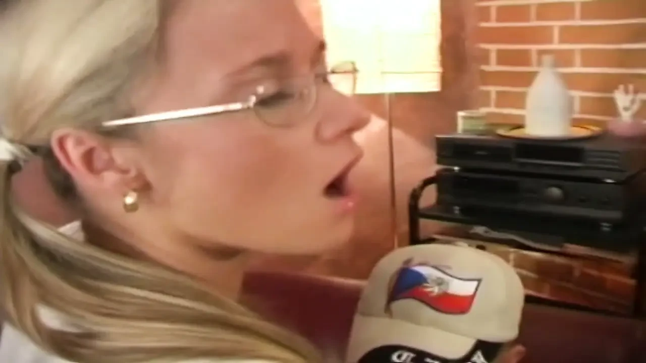 Horny Blonde Babe Gets Fucked Hard and Facialized