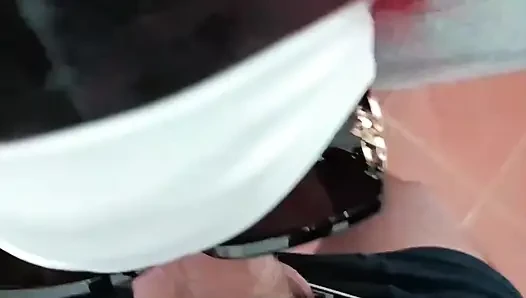 Mulut dan sperma tante seksi ini dientot habis-habisan, video lengkap duo 30 menit