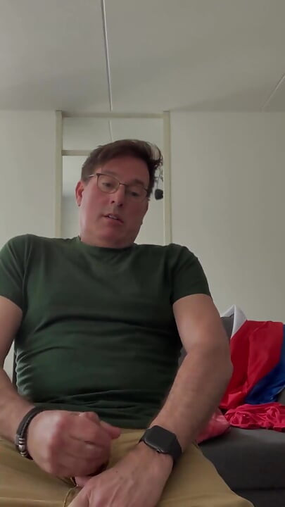 Jerking-off at Home, Nice Cumshot