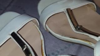 Cum on her sandals again