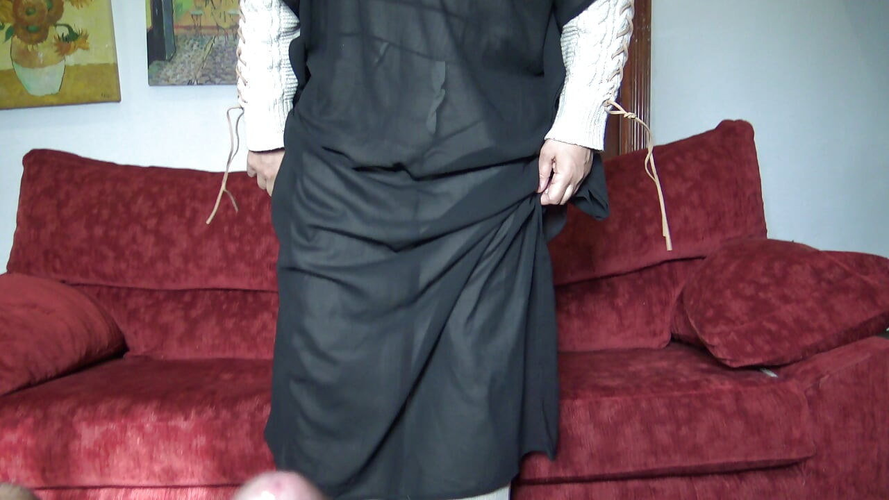 Peituda peluda madura muçulmana tia mostra enteado sua buceta peluda