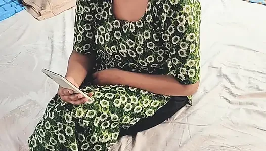 Pacar baruku membawaku pulang dan meniduriku.