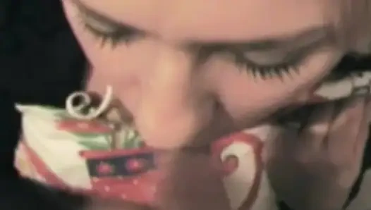 Perayaan tahun baru cewek semok rambut pirang