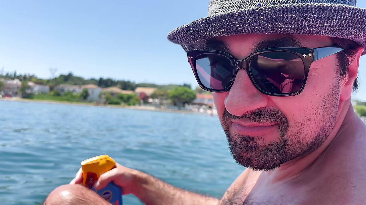 Public Exposure Risk Earl Smile Flashing My Cock On A Sea Pedal Boat