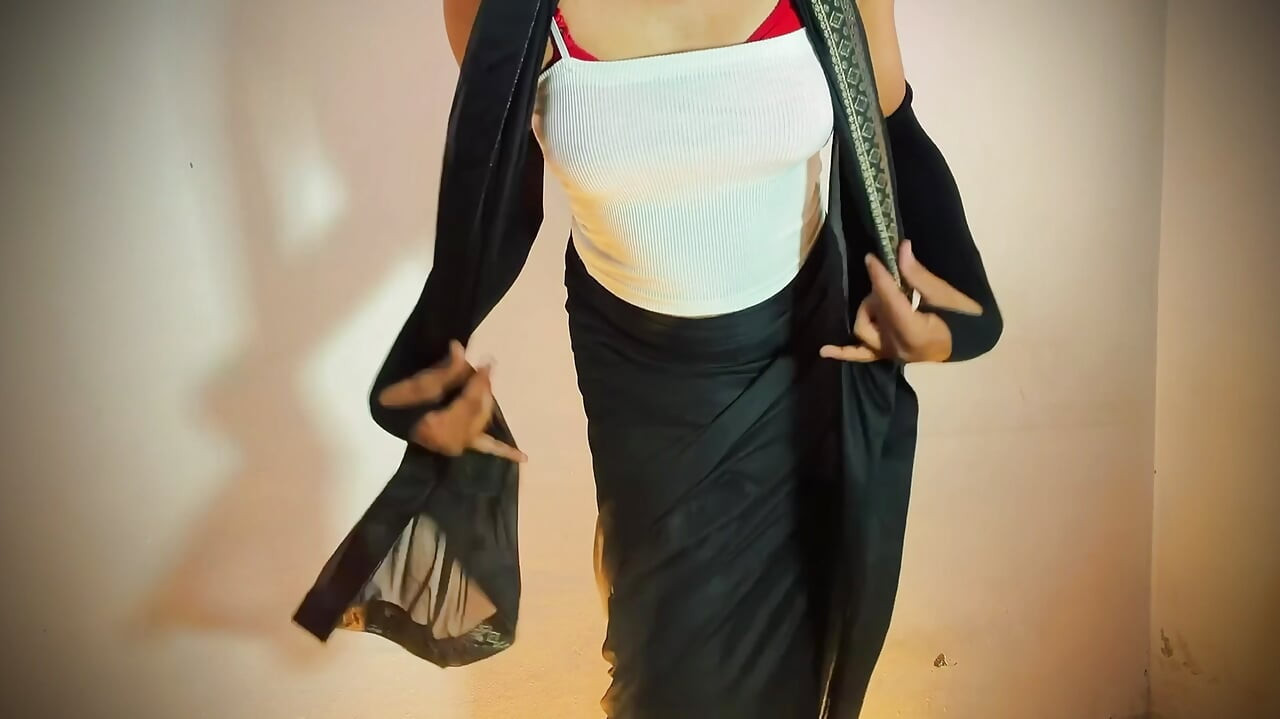 18 year old Student real Desi Virgin Teenager girl first time boobs and Anal Fingering for Village boyfriend