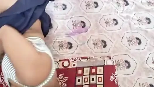 Hintli ateşli bakire evli kadın