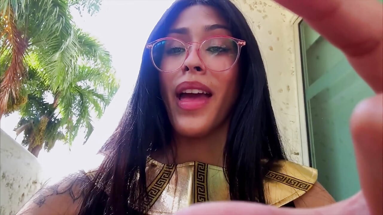 Gisele Amore's Ancient Egyptian Giantess Domination 4K POV Shrinking Fantasy Awaits!