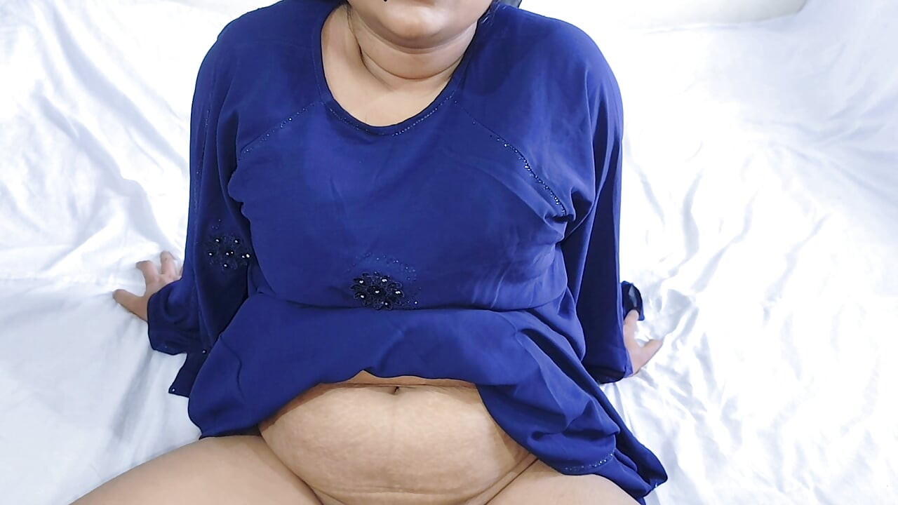 Muslim Hijabi Aunty indian bandla deshi village aunty Hardly Fucking enjoment time sex video.