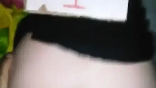 Моя подруга в платье в сексе вчетвером в постели 2